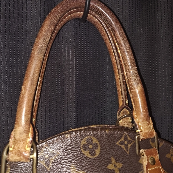 Vintage Louis Vuitton Monogram Ellipse - Picture 3 of 13